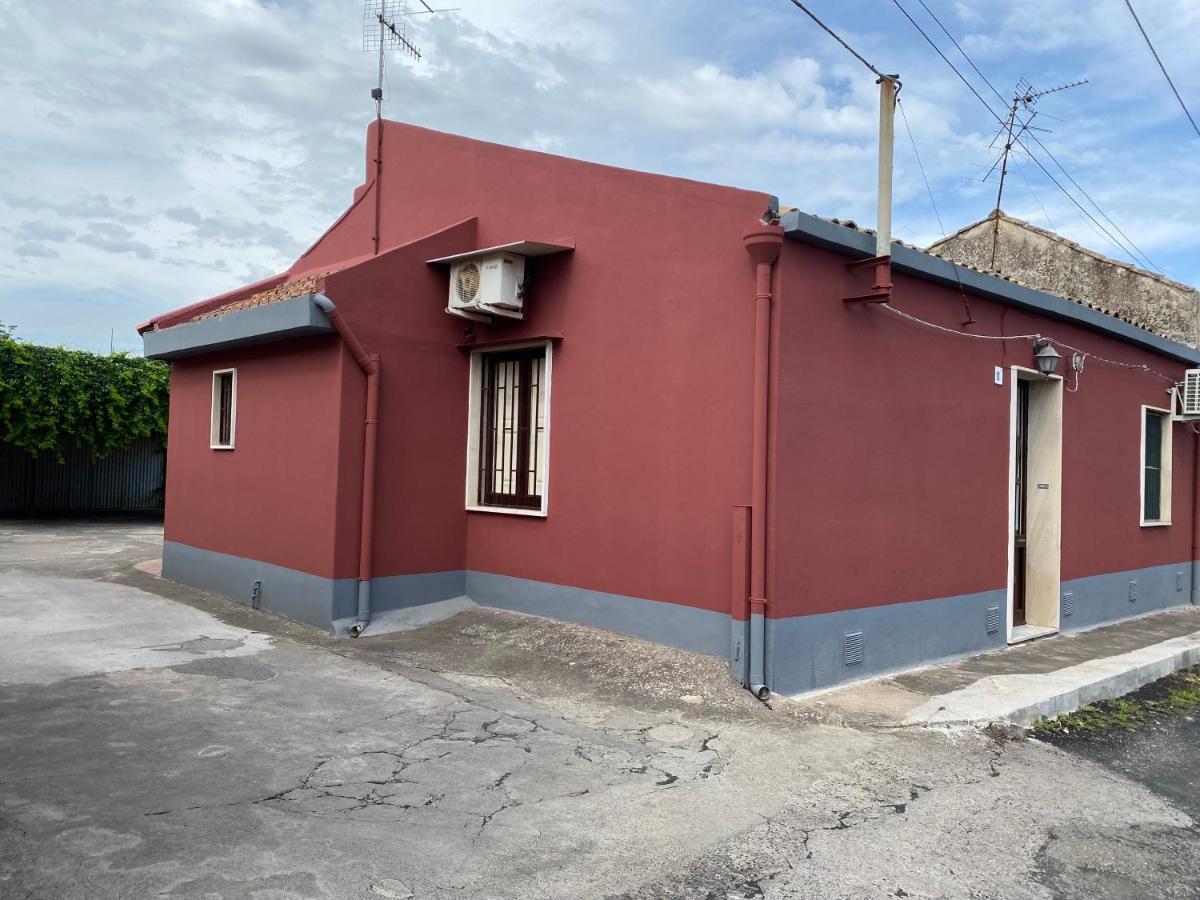 Casa Vacanze Da Nonna Santa Villa Fiumefreddo di Sicilia Exterior photo